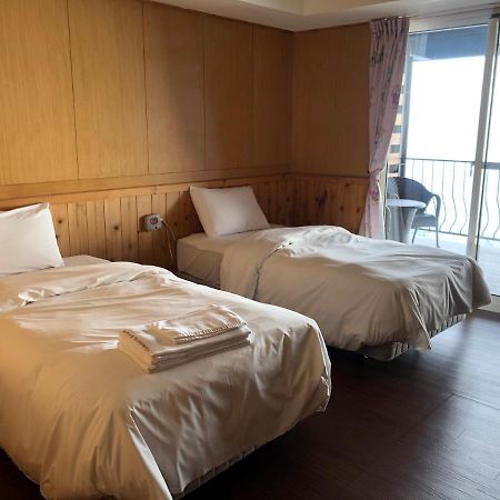 Cingjing Four Seasons B&B เหรินอ้าย ภายนอก รูปภาพ