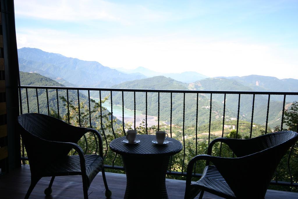 Cingjing Four Seasons B&B เหรินอ้าย ภายนอก รูปภาพ