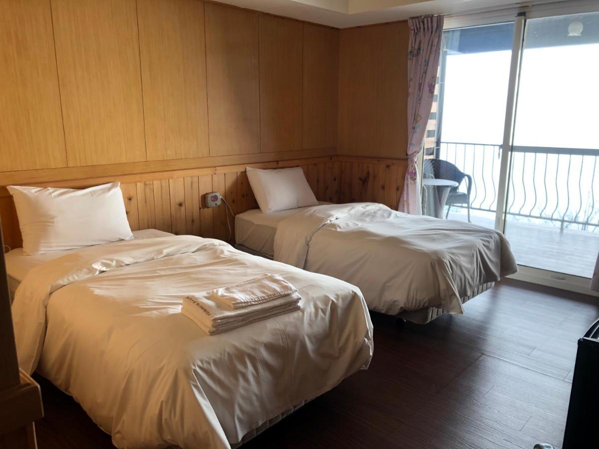 Cingjing Four Seasons B&B เหรินอ้าย ภายนอก รูปภาพ